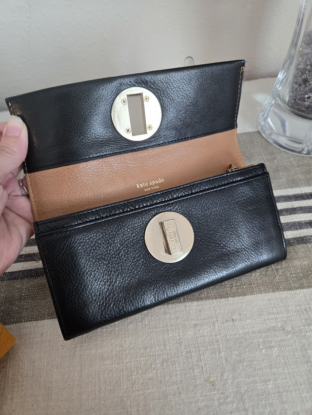 Kate Spade New York Black Leather Turnlock Wallet - Picture 8 of 8